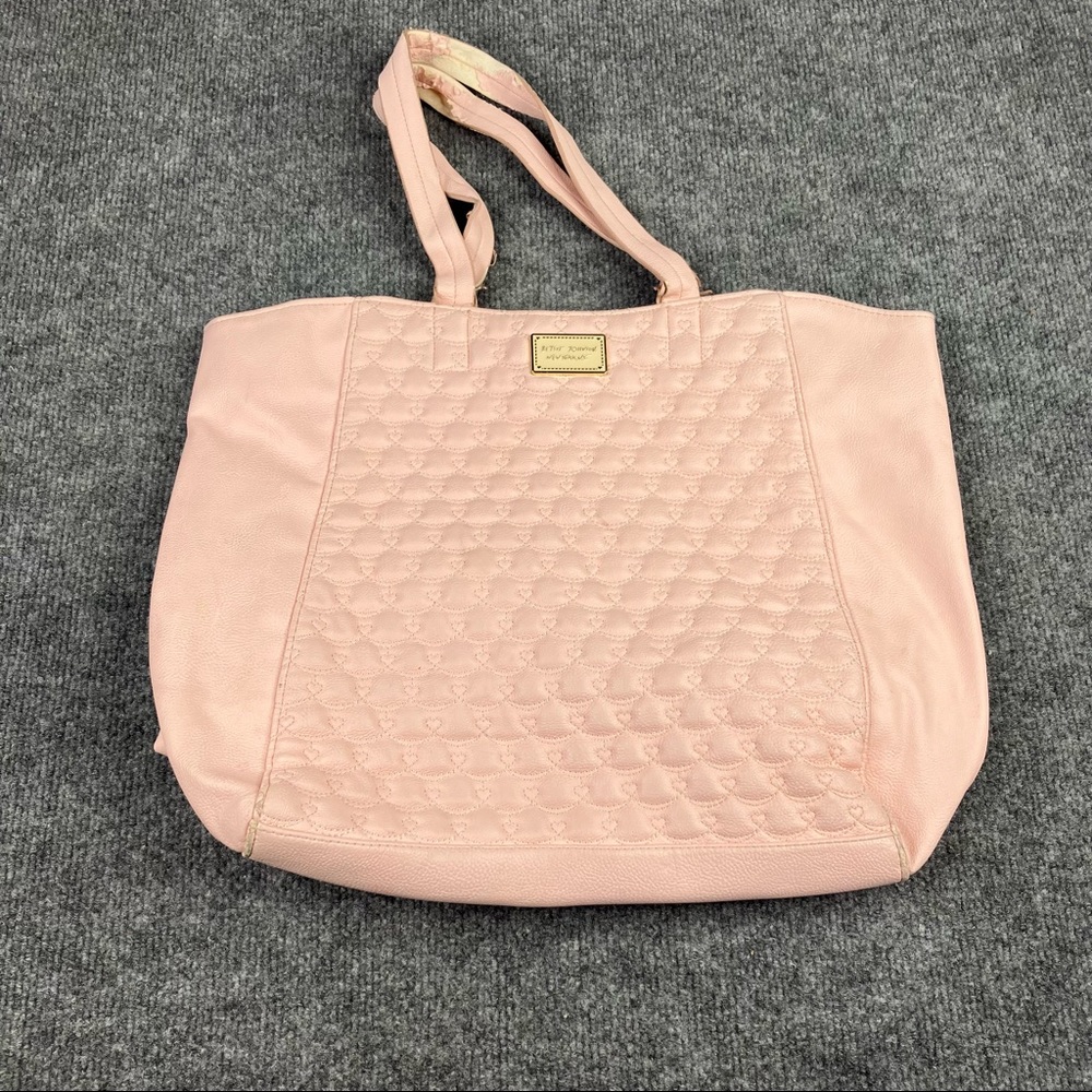Betsey‎ Johnson Pink quilt Overnight Travel Weekender